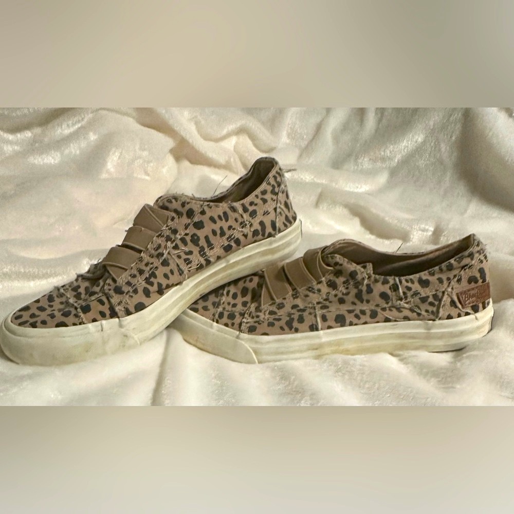 🦃 Blowfish Slip-On Brown & Black Spotted Sneakers